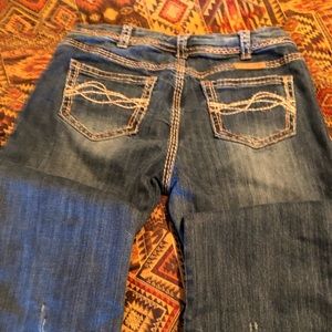 Cowgirl Tuff barbwire jeans